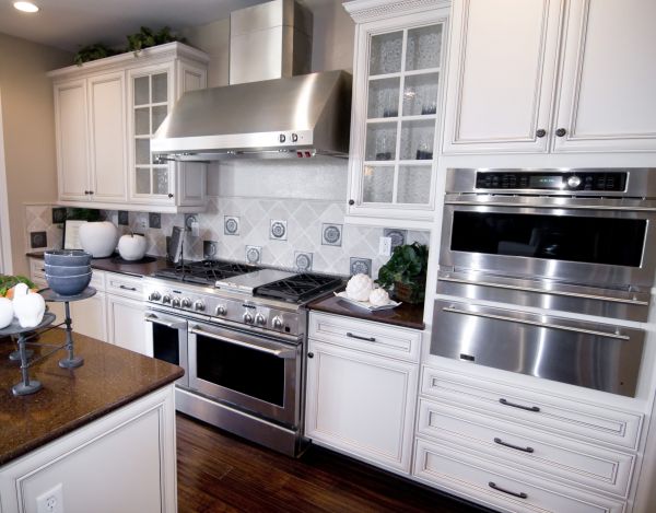 Custom Cabinet Building in Irving